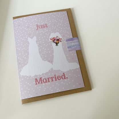 Just Married Mrs and Mrs Card